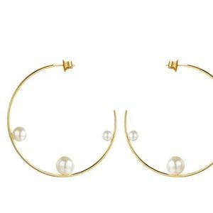 BRAND NEW 18K gold plated pearl hoop earrings